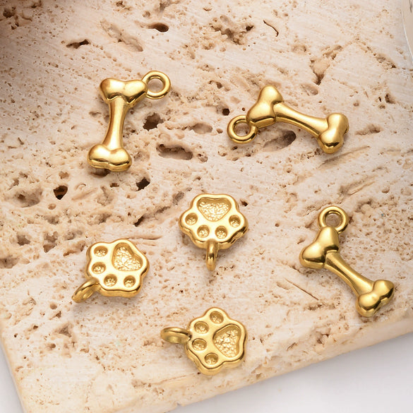 Wholesale Pet Accessories Stainless Steel Cute Cartoon Pet Paw Dog Bone Mini Pendant Necklace With Electroplating