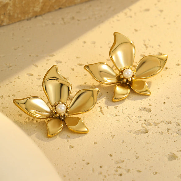 Wholesale Petal Pearl Stainless Steel Earrings With Flower Texture And Electroplating Light Luxury Exaggerated Style For Women
