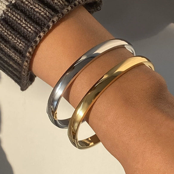 Wholesale Plain Ring Bracelet In Stainless Steel With Geometric Style Photosensitive Surface And Buckle Electroplated