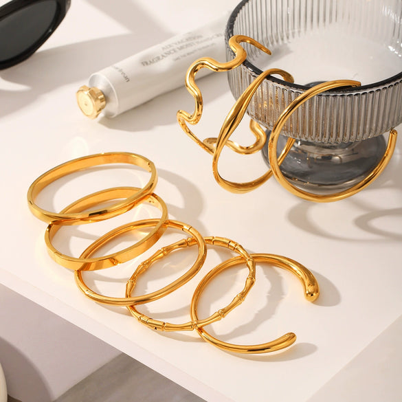 Wholesale Plain Stainless Steel And Titanium Steel Ring Bracelet For Women With Pvd Vacuum Plating Light Luxury Style Non Fading Waterproof Anti Oxidation And Corrosion Resistant