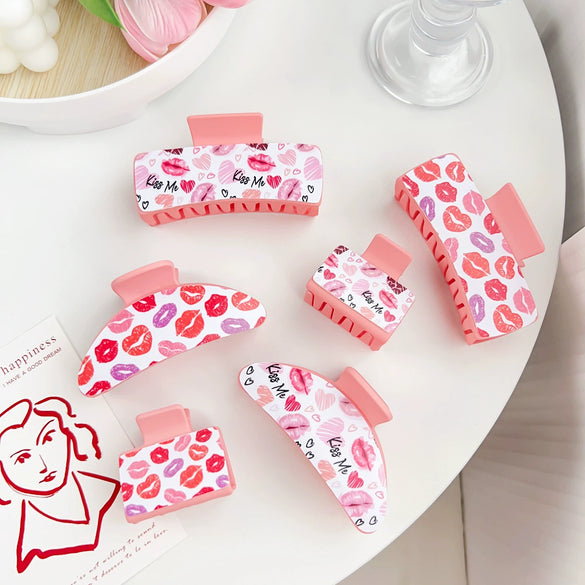 Wholesale Plastic And Resin Handmade Love Hairpin For Women In Sweet Style