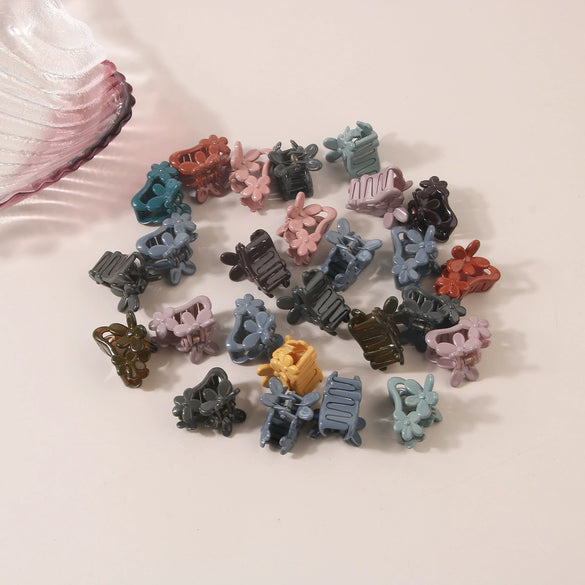 Wholesale Plastic And Resin Handmade Women's Hair Claw Clips With Cat's Eye And Flower Design