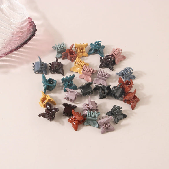 Wholesale Plastic And Resin Handmade Women's Hair Claw Clips With Cat's Eye And Flower Design