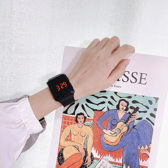 Wholesale Plastic And Silicone Square Led Electronic Digital Display Leisure Sports Watches For Students