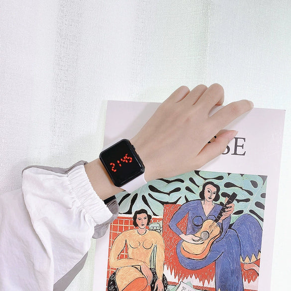 Wholesale Plastic And Silicone Square Led Electronic Digital Display Leisure Sports Watches For Students
