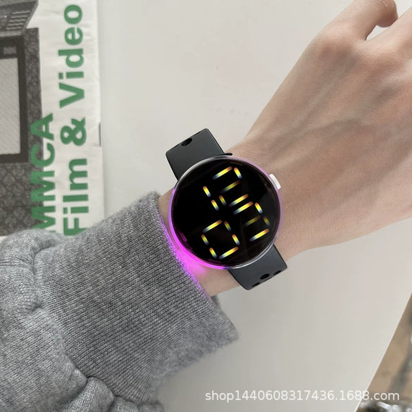 Wholesale Plastic Case And Silicone Strap Luminous Square Electronic Sports Watch For Youth