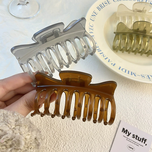 Wholesale Plastic Resin Geometric Fashion Ol Style Baking Paint Shark Clip Hair Headwear For Women