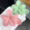 Wholesale Plastic Resin Hair Disc Flower Duckbill Clip Grab Clip Hairpin Women's Highend Headwear With Geometric Plant Flowers Style And Polishing Treatment