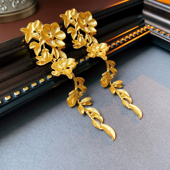 Wholesale Plastic Resin Heart Shaped Midancient Style Long Exaggerated Light Luxury Women's Earrings With Electroplating