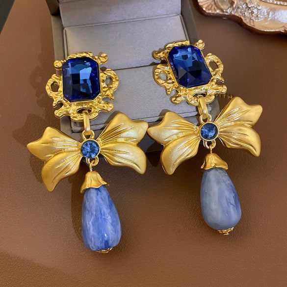 Wholesale Plastic Resin Heart Shaped Midancient Style Long Exaggerated Light Luxury Women's Earrings With Electroplating