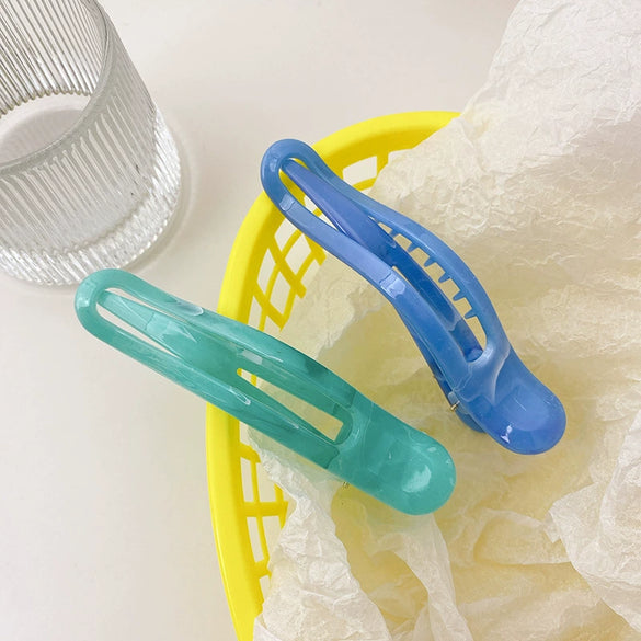 Wholesale Plastic Resin Marble Pattern Heart Shape Handmade Girl's Side Hairpin Horizontal Clip Duckbill Clip