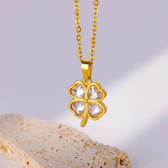 Wholesale Plastic Resin Mixed Gemstone Inlay Geometric Fourleaf Clover Clavicle Chain Necklace For Women With Electroplating Design