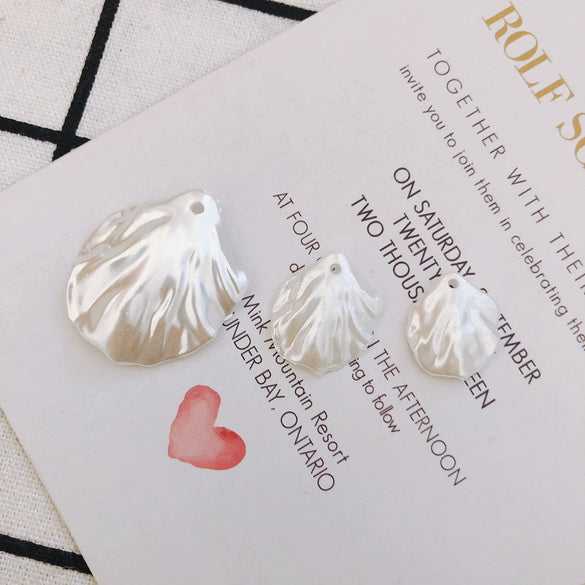 Wholesale Plastic Resin Petal Imitation Shell Hair Accessories And Earrings