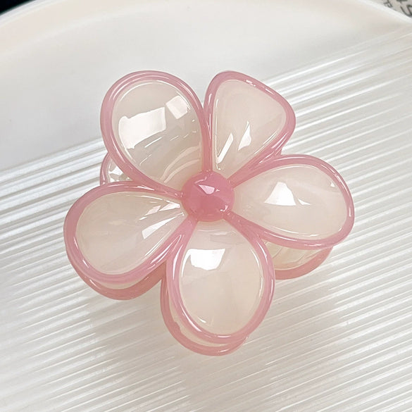Wholesale Plastic Resin Small Fresh Frangipani Baking Paint Hair Clip For Girls