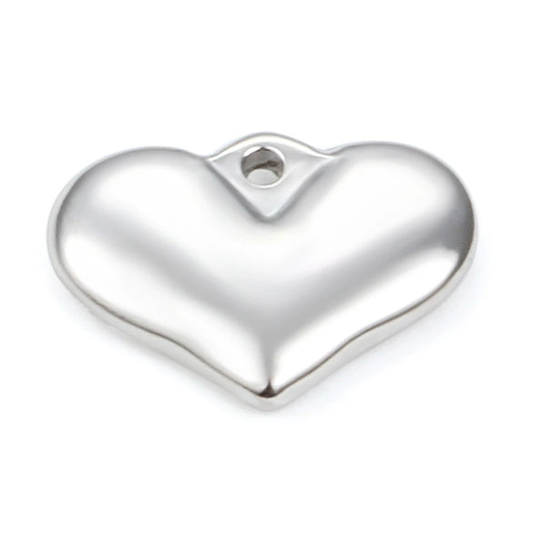 Wholesale Polished Stainless Steel Heart Shaped Personality Love Pendant Jewelry Accessories For Women