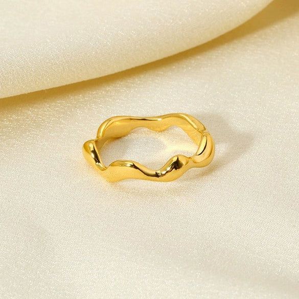 Wholesale Popular Irregular Wave 18K Gold Electroplated Stainless Steel Ring For Women
