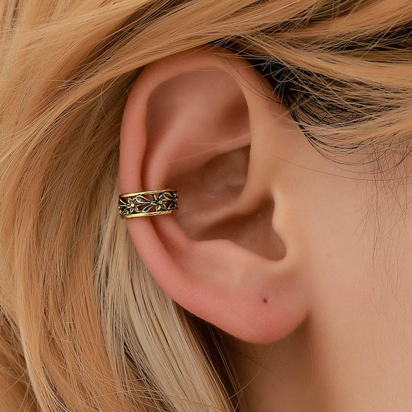 Wholesale Punk Retro Hollow Alloy Ear Clips For Women With Geometric Design And Electroplating