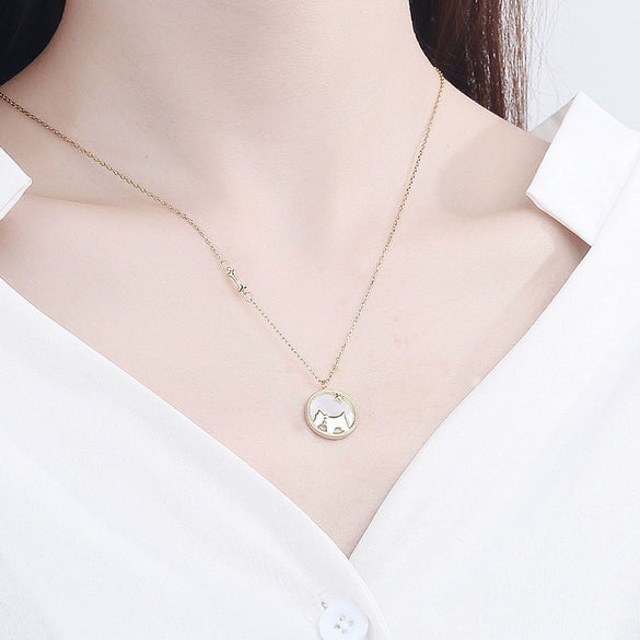 Wholesale Puppy Pendant Necklace S925 Sterling Silver Round Electroplated With Mother Shell For Women