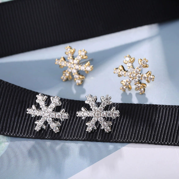 Wholesale Pure Copper Mini Snowflake And Star Pattern Electroplated Earrings For Women And Men