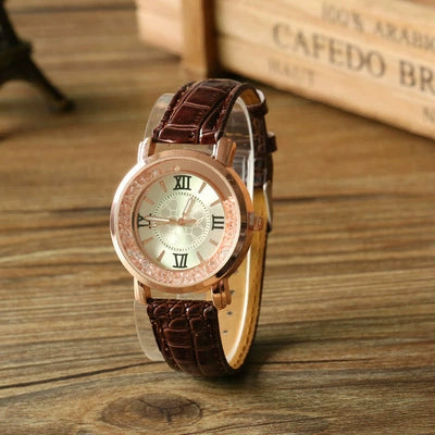 Wholesale Quartz Women's Watch Alloy Case Imitation Leather Strap Round Dial Leisure Style