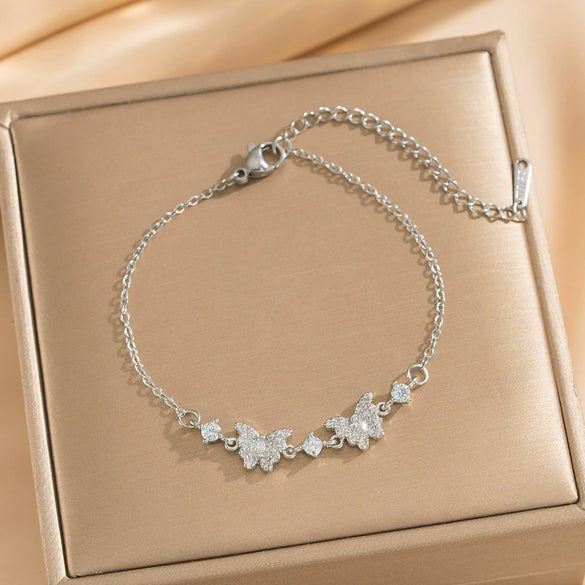 Wholesale Real Gold Electroplated Adjustable Bow Bracelet Inlaid With Zirconium For Women Light Luxury Style
