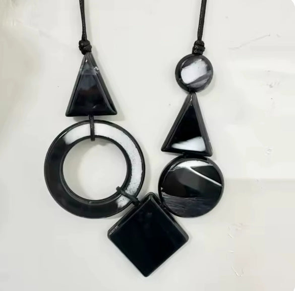 Wholesale Resin Acrylic Pendant Necklace With Leather Rope Chain Geometric Style For Women