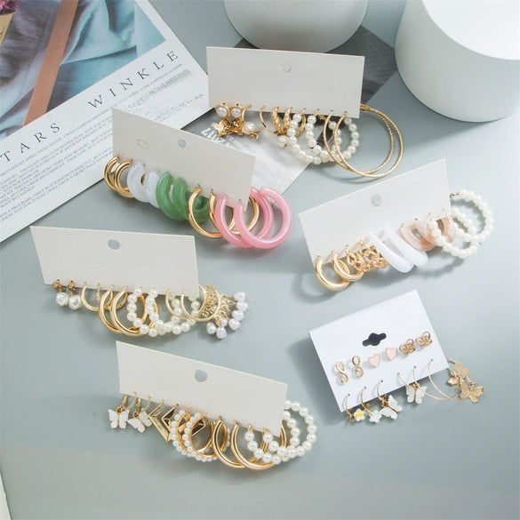 Wholesale Resin And Crystal Butterfly Pendant Circle Earrings Set With Simple Pearl Studs And Micro Inlay