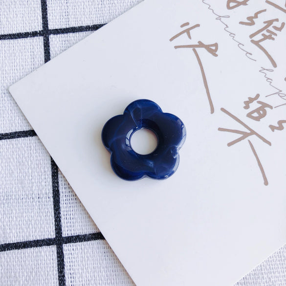 Wholesale Resin And Plastic Flower Earrings Accessories With Environmental Protection Treatment For Diy Jewelry