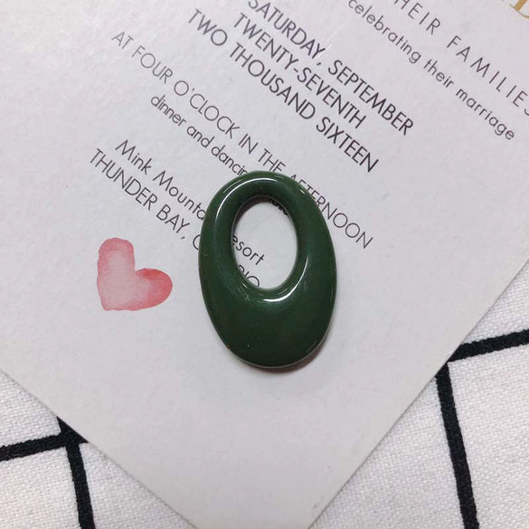 Wholesale Resin And Plastic Oval Earrings And Pendant Jewelry Accessories With Environmental Protection Treatment