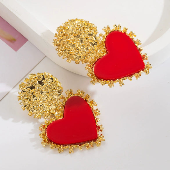 Wholesale Retro Alloy Resin Heart Pendant Microinlay Earrings