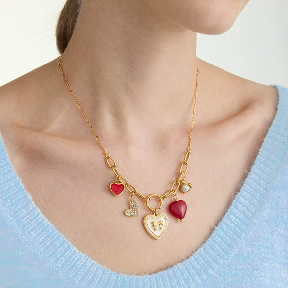 Wholesale Retro Ancient Style Heart Shape Electroplated Stainless Steel Women's Necklace Jewelry Accessories