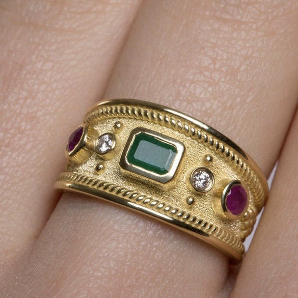 Wholesale Retro Court Wide Plate Alloy Ring With Zircon And 18K Gold Plated Electroplating For Men