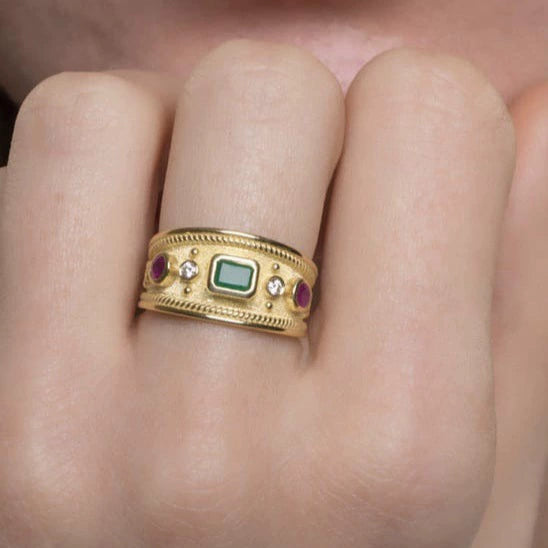 Wholesale Retro Court Wide Plate Alloy Ring With Zircon And 18K Gold Plated Electroplating For Men