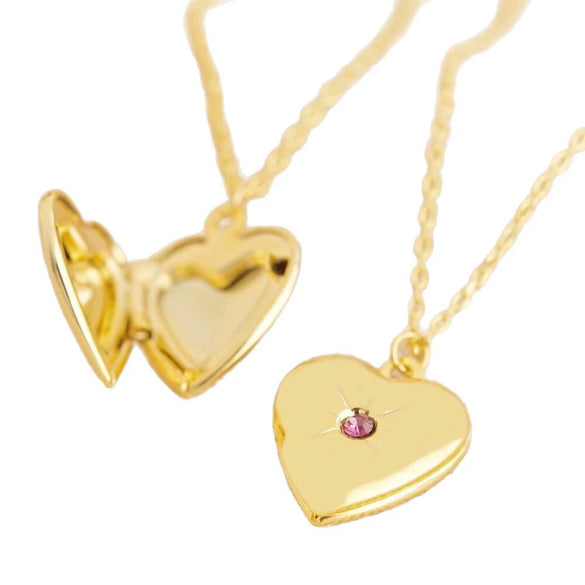 Wholesale Retro Diamond Heartshaped Titanium Steel And Copper Necklace For Women