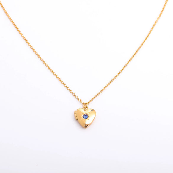 Wholesale Retro Diamond Heartshaped Titanium Steel And Copper Necklace For Women