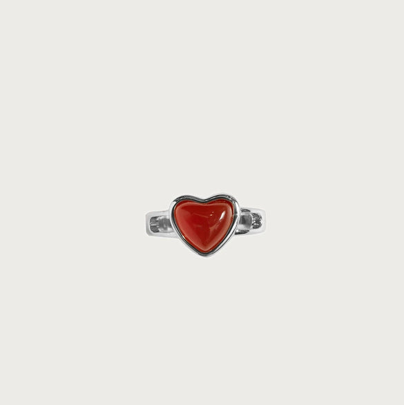 Wholesale Retro Electroplated Heart Shape Titanium Steel Ring For Women