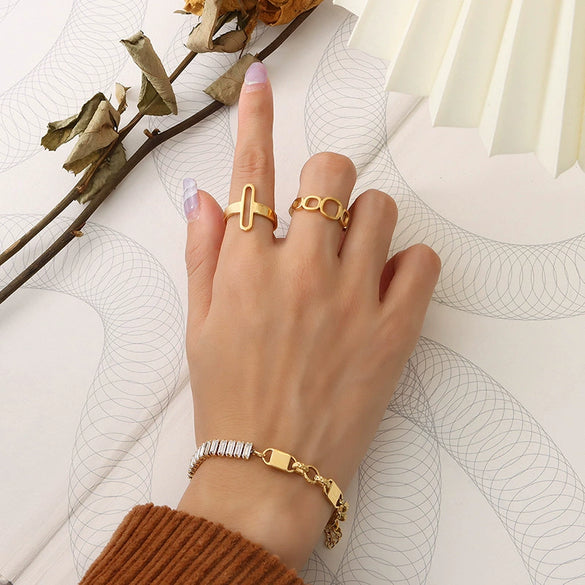 Wholesale Retro Exaggerated Zircon Stitching Titanium Steel Bracelet And Necklace Set For Women