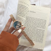 Wholesale Retro Fashion Simple Quartz Watch For Men And Women Silicone Case Imitation Leather Strap Round Dial