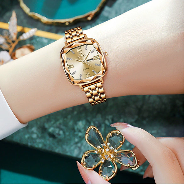 Wholesale Retro Fashion Women's Square Quartz Watch With Alloy Case And Steel Band