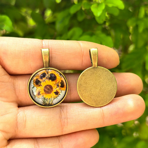 Wholesale Retro Floral Zinc Alloy Pendant Necklace With Electroplating