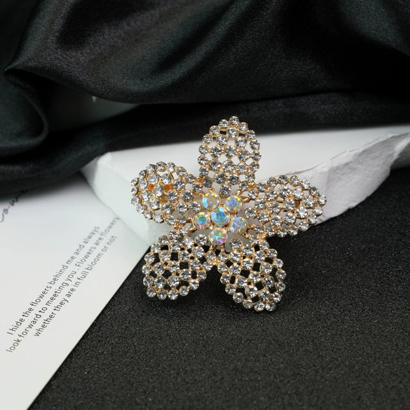 Wholesale Retro Flower Brooch Zinc Alloy Electroplating Antiglare For Women