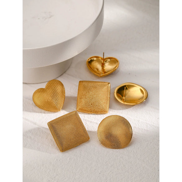 Wholesale Retro Geometric Stainless Steel Gold Embossed Round Antiallergy Women's Earrings