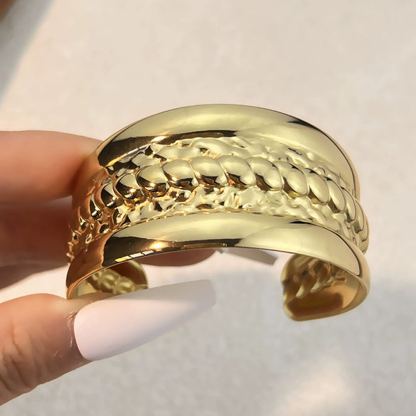 Wholesale Retro Geometric Stainless Steel Wide Bracelet Electroplated Gold And Silver Color Matching Nonfading Jewelry