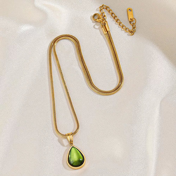 Wholesale Retro Geometric Water Drop Pendant Stainless Steel And Titanium Steel Necklace For Women With Electroplating