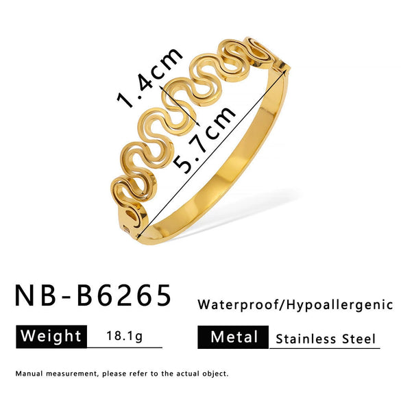 Wholesale Retro Ins Style Geometric Lines Hollow Diamond Stainless Steel Bracelet 18K Vacuum Plated In Furnace