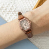 Wholesale Retro Ladies Alloy Case Pu Strap Barrel Shape Quartz Watch