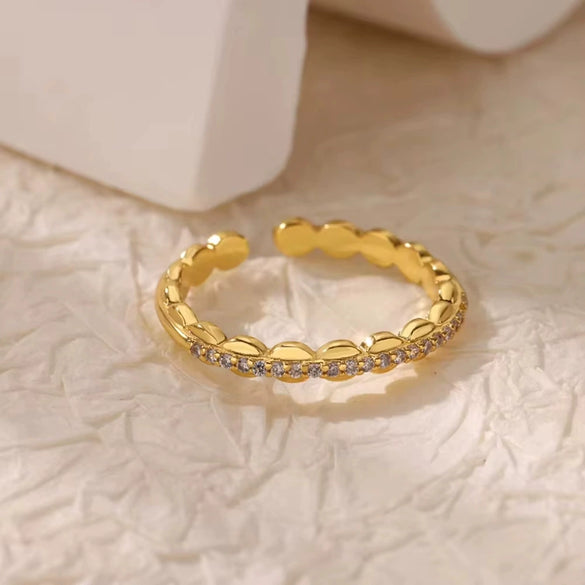 Wholesale Retro Light Luxury Open Ring With Imitation Pearls Set With Diamonds In Star Flower Leaf And Snake Design