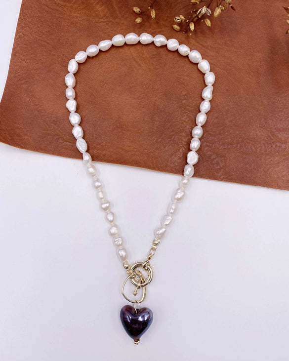 Wholesale Retro Natural Pearl And Alloy Heart Geometric Necklace With Ball Chain