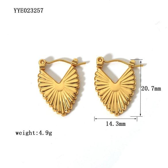 Wholesale Retro New Stainless Steel Fanshaped Earrings With Geometric And U Shape Patterns Electroplated For Women