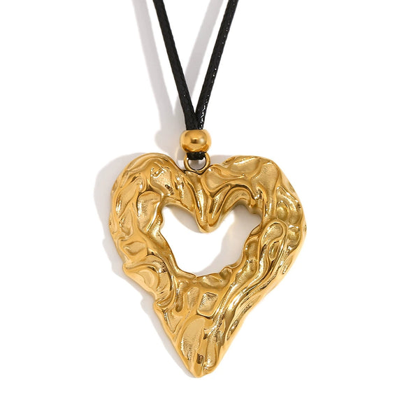 Wholesale Retro Niche Necklace Pendant With Hammer Pattern And Heart Shape Stainless Steel 18K Gold Plated